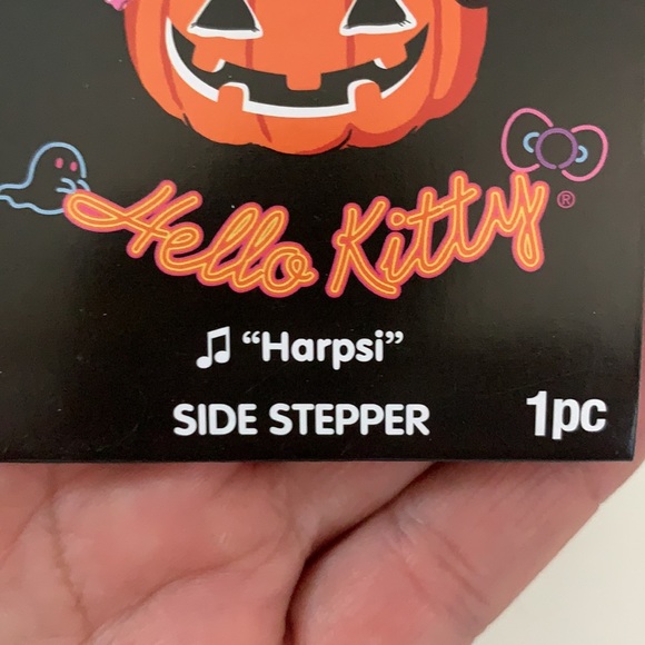 Halloween Hello Kitty dress in Kitty Side Stepper And mug. Brand New. - Picture 6 of 8